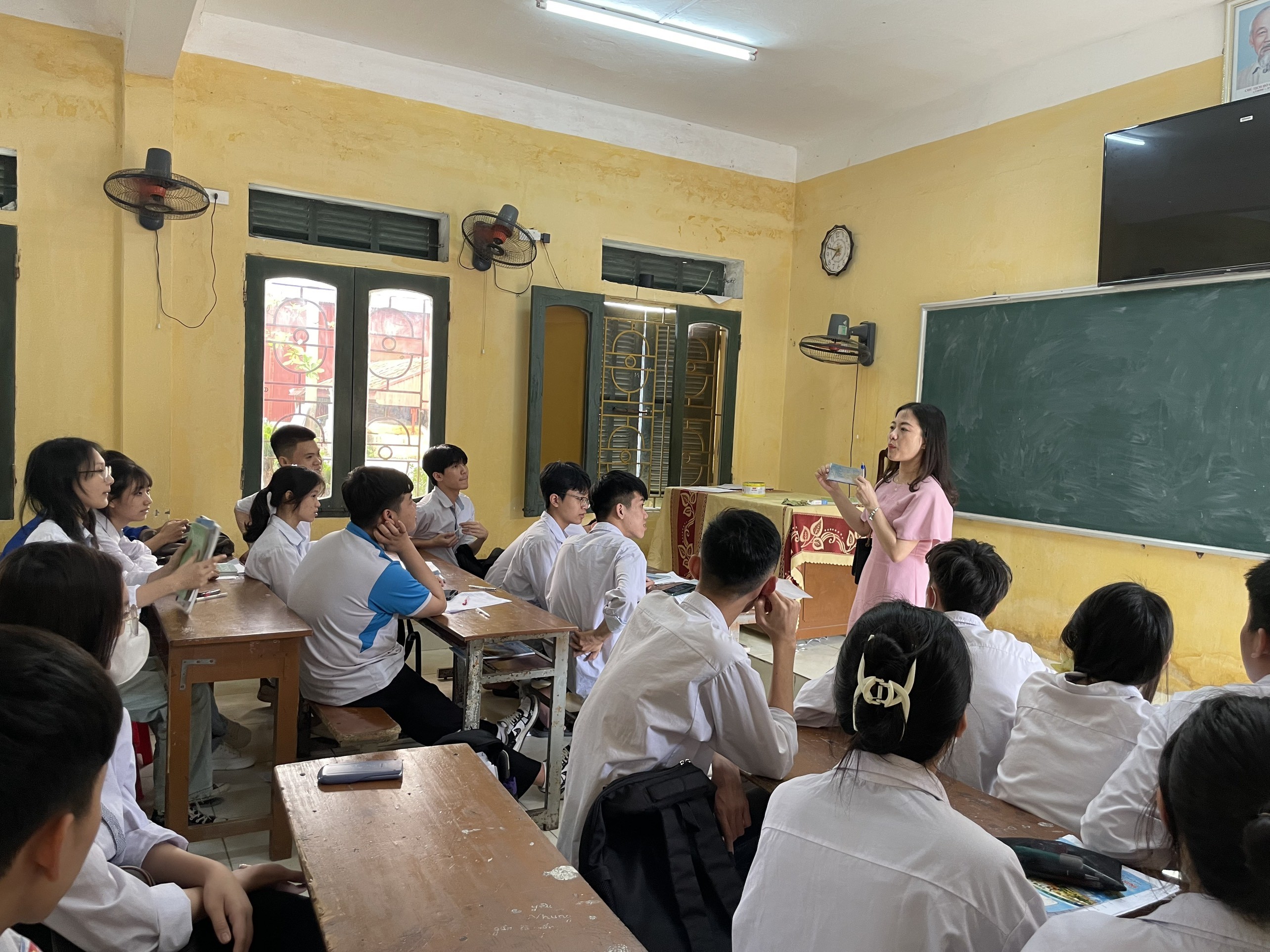 TVPTS Thái Bình-Định hướng nghề nghiệp cho học sinh THPT