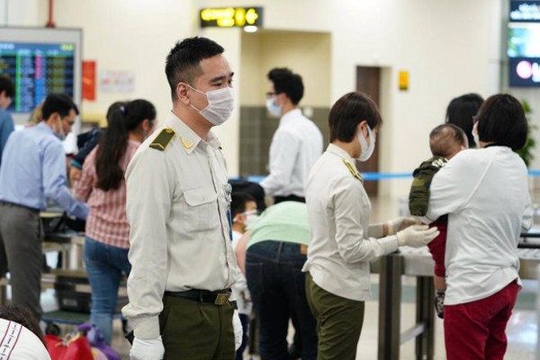 TCục trưởng Hàng không: Không có chuyện đóng cửa sân bay Nội Bài