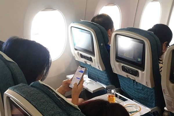 TTại sao Wi-Fi trên máy bay chậm và đắt?