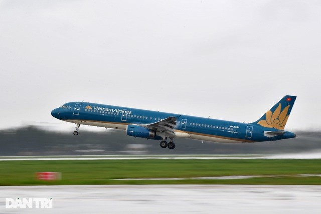 TVietnam Airlines rao bán 11 chiếc máy bay Airbus