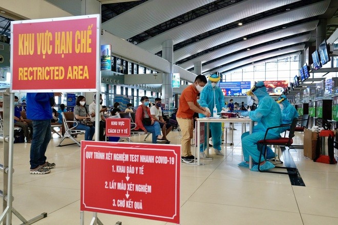TĐường hàng không Việt Nam nhộn nhịp nhất thế giới vắng vẻ lạ thường
