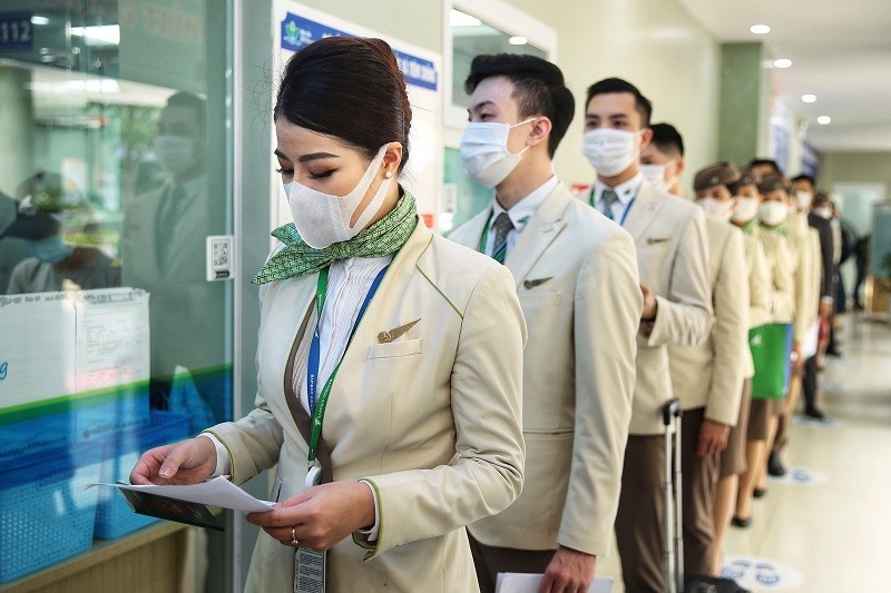 Hàng nghìn cán bộ nhân viên Bamboo Airways tiêm vaccine phòng COVID-19
