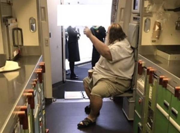 Các hãng hàng không Mỹ sẽ cân hành khách béo phì và tăng giá vé