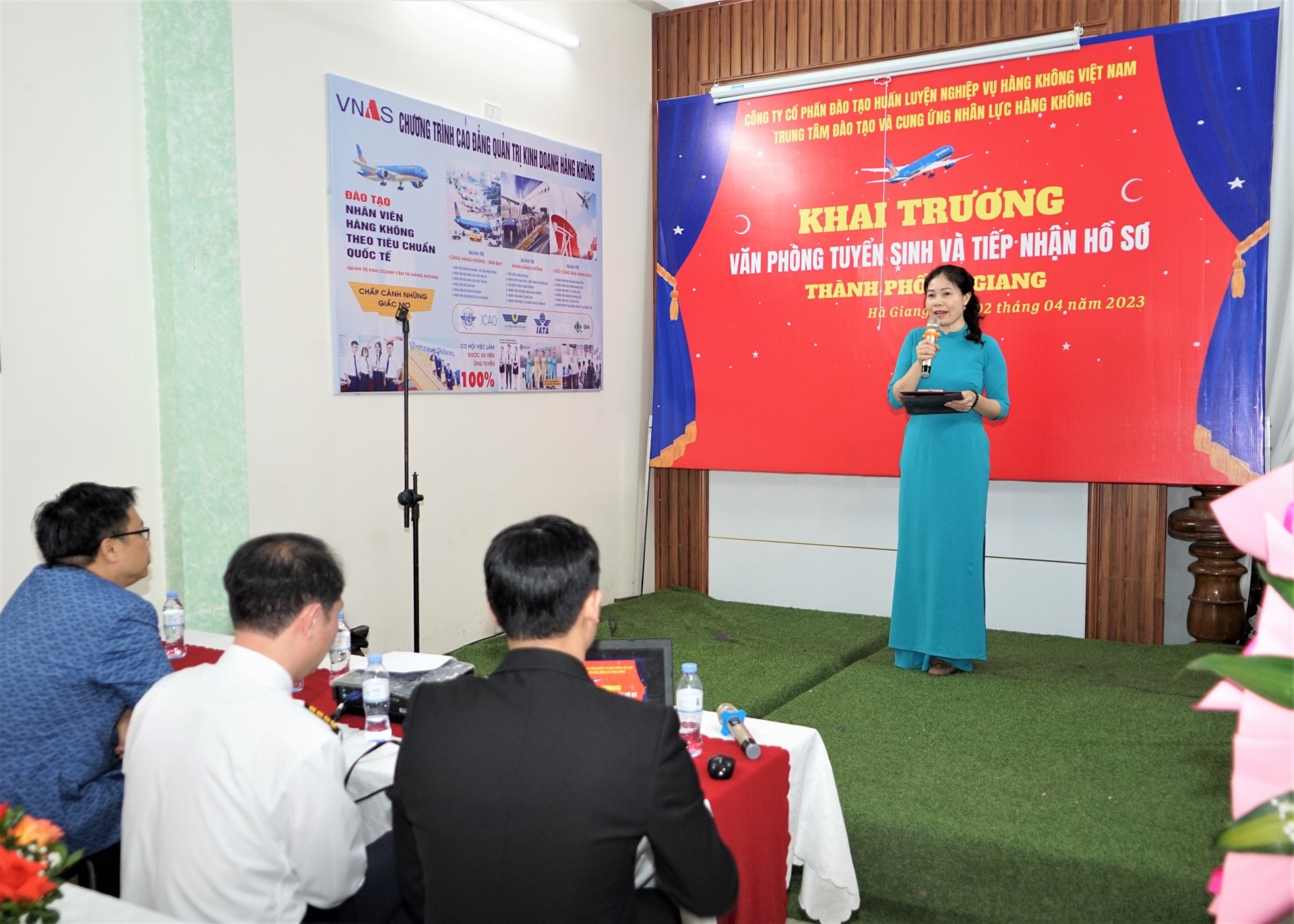TKhai trương Văn phòng tuyển sinh đào tạo và cung ứng nhân lực hàng không Việt Nam tại Hà Giang