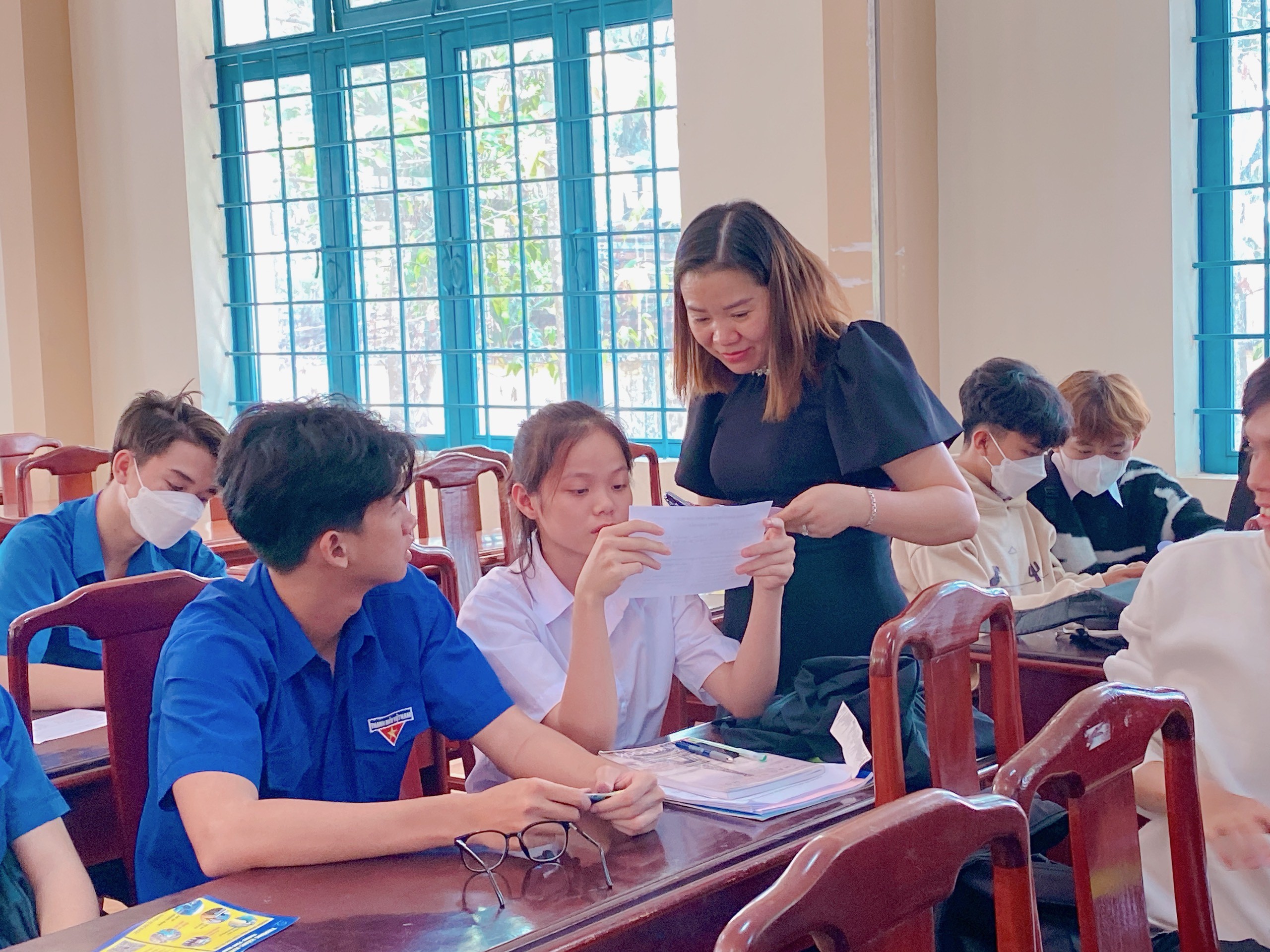 Có tới 300 em học sinh được tư vấn nghề nghiệp ngành hàng không tại Trung tâm GDTX Huyện Long Điền, Trung Tâm GDTX Tỉnh Bình Phước