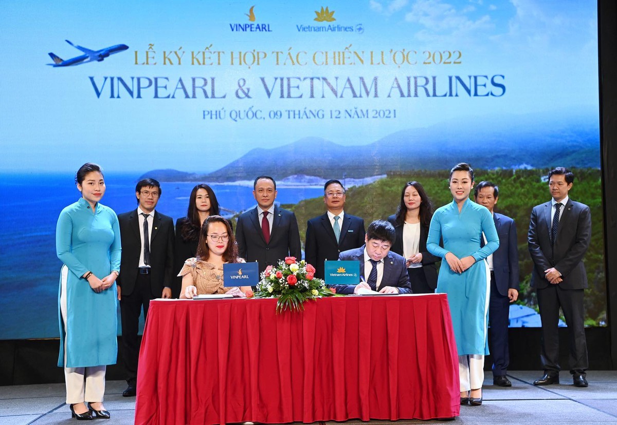 TVietnam Airlines và Vinpearl hợp tác phát triển trong bình thường mới