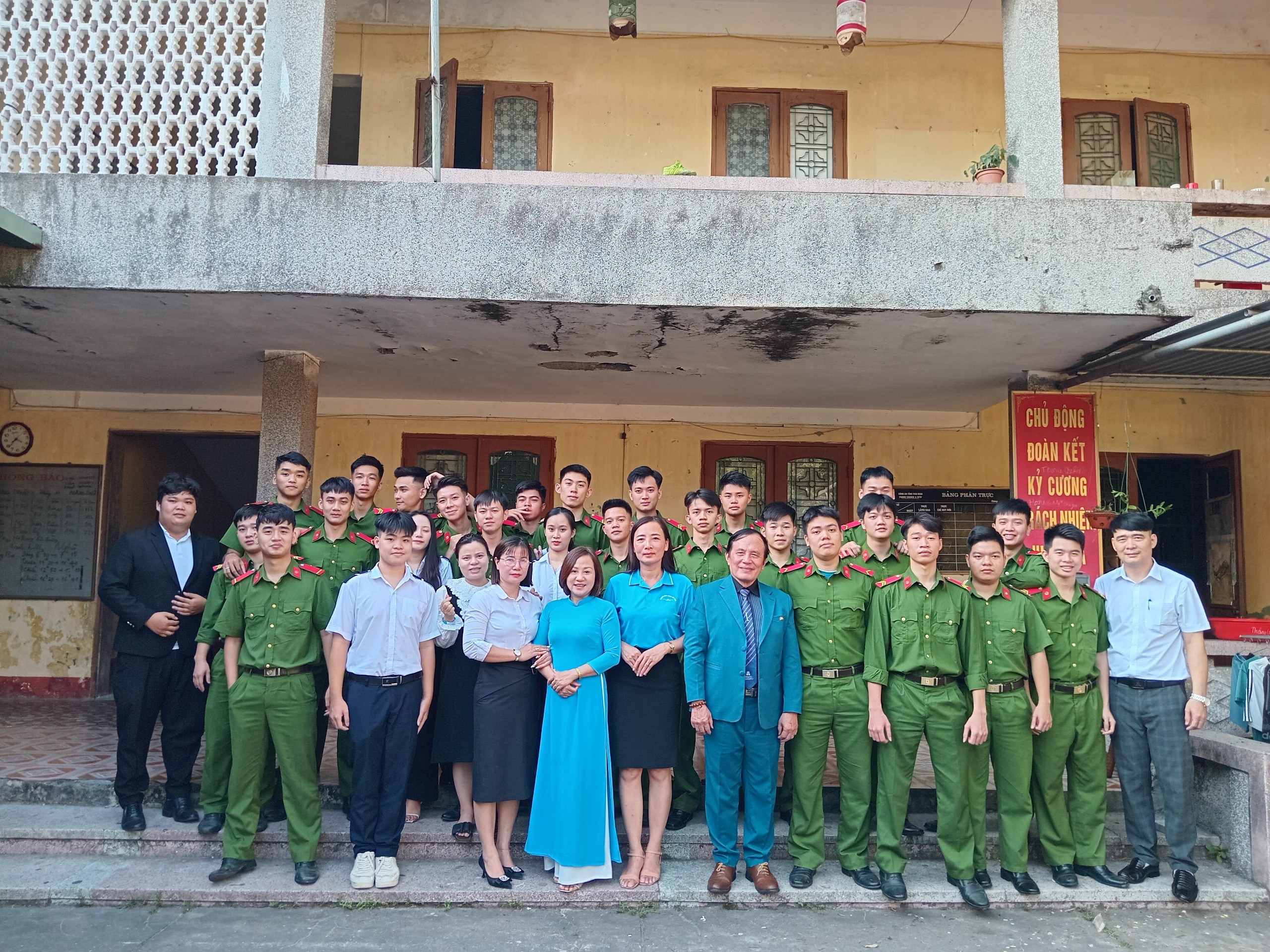 Tổ chức hướng nghiệp nghề cho chiến sỹ nghĩa vụ Công an nhân dân thuộc khóa K21 Đại đội CSBV mục tiêu Công an tỉnh Thái Bình