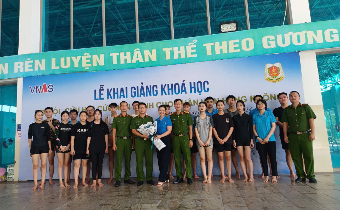 TKHAI GIẢNG KHÓA HỌC BƠI LỘI VÀ CỨU HỘ CỨU NẠN DÀNH CHO NHÂN VIÊN HÀNG KHÔNG