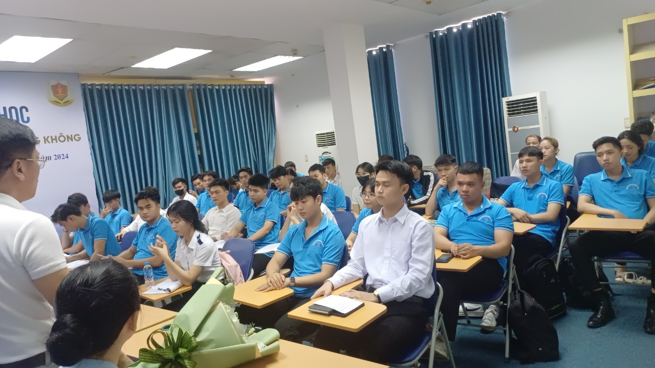 TKHAI GIẢNG KHÓA HỌC ĐẠO ĐỨC, TÁC PHONG, GIAO TIẾP ỨNG XỬ, KỶ LUẬT CỦA LỰC LƯỢNG KIỂM SOÁT AN NINH HÀNG KHÔNG