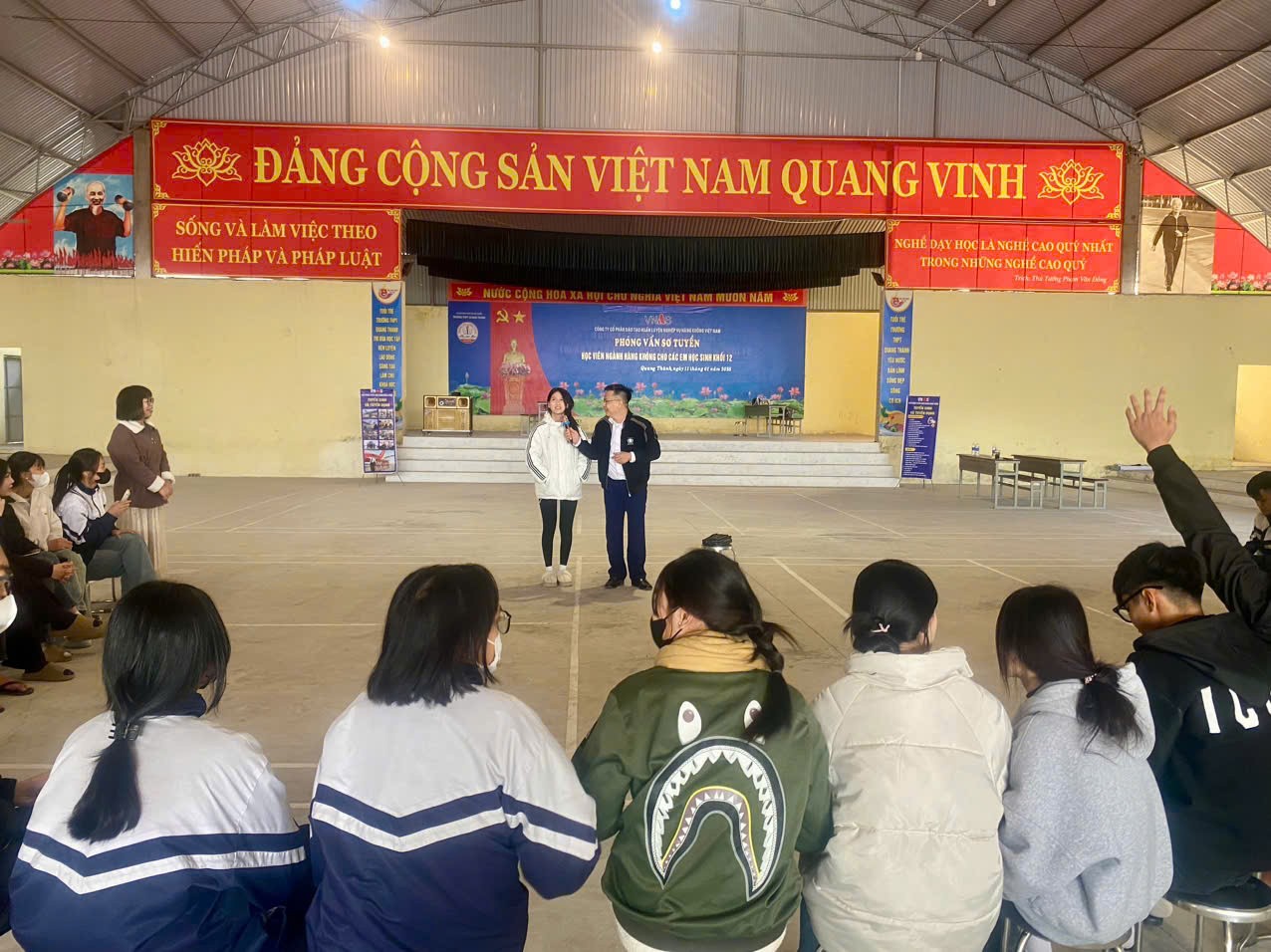 PHỎNG VẤN SƠ TUYỂN NGHỀ HÀNG KHÔNG TẠI THPT QUANG THÀNH, HẢI DƯƠNG